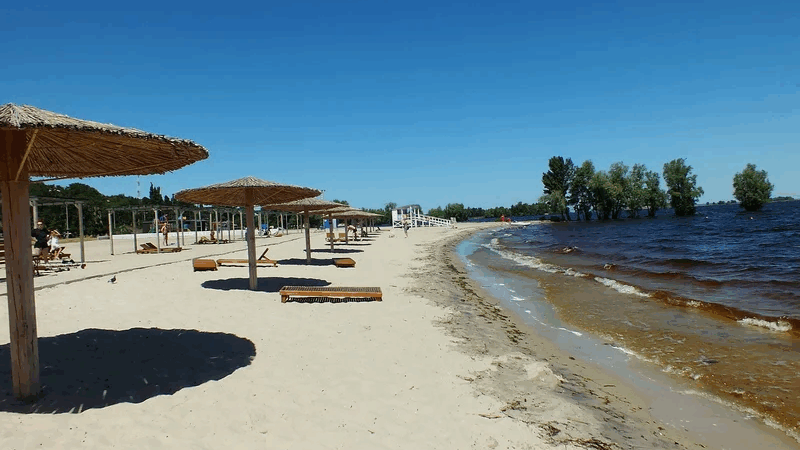 Пляжі Черкас: найкращі місця для відпочинку біля води