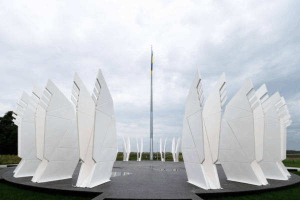 Масштабний арт-об’єкт «Серце України» у Черкасах