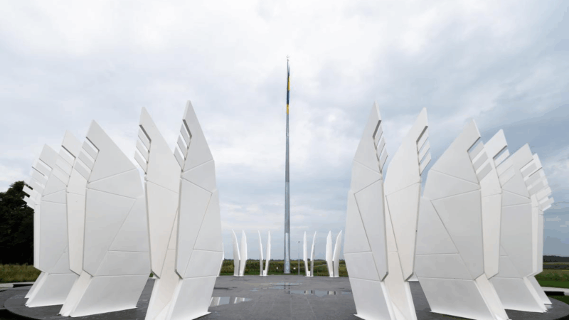 Масштабний арт-об’єкт «Серце України» у Черкасах